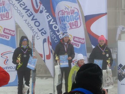 Dňa 6. marca 2016 žiačka 4.A Spojenej školy Nováky z organizačnej zložky Gymnázium Lucia Matušková získala 3. miesto na Zimnej univerziáde Slovenskej republiky 2016 na Skalke pri Kremnici v behu na lyžiach v disciplíne 10 km voľnou technikov.