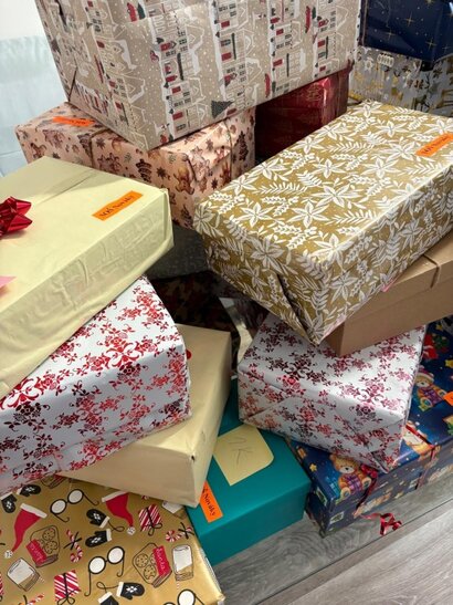 „Koľko lásky sa zmestí do krabice od topánok?“