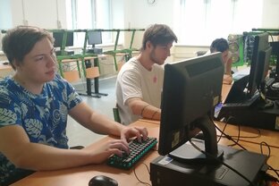Zväčšiť fotografiu - Súťaž webdeveloper 2025