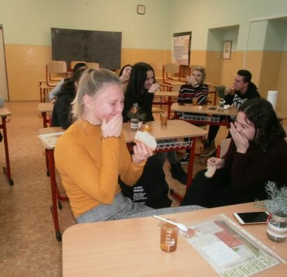 ČAJOVÁ  VIANOČNÁ  ZÁZVOROVÁ PÁRTY