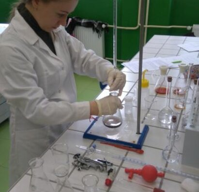 ŠKOLSKÉ KOLO CHEMICKEJ OLYMPIÁDY -  KATEGÓRIA EF