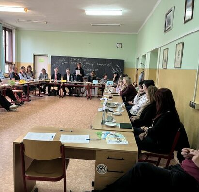 STRETNUTIE ZÁSTUPCOV ZŠ A ZAMESTNÁVATEĽOV V SOŠ NOVÁKY