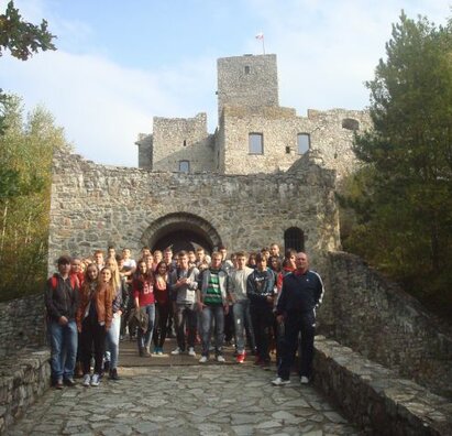 Navštívili sme hrad Strečno a závod KIA